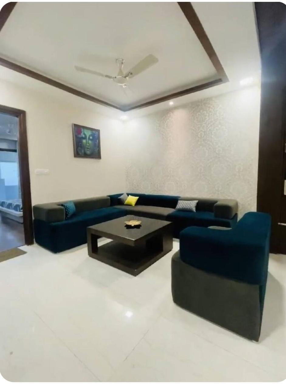 Homistay 1 Bhk Панчкула Екстер'єр фото